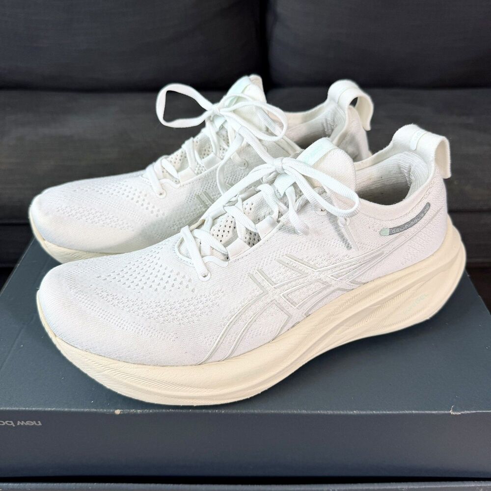 Asics Gel-Nimbus 26 Triple White Running Sneaker Womens Size 10